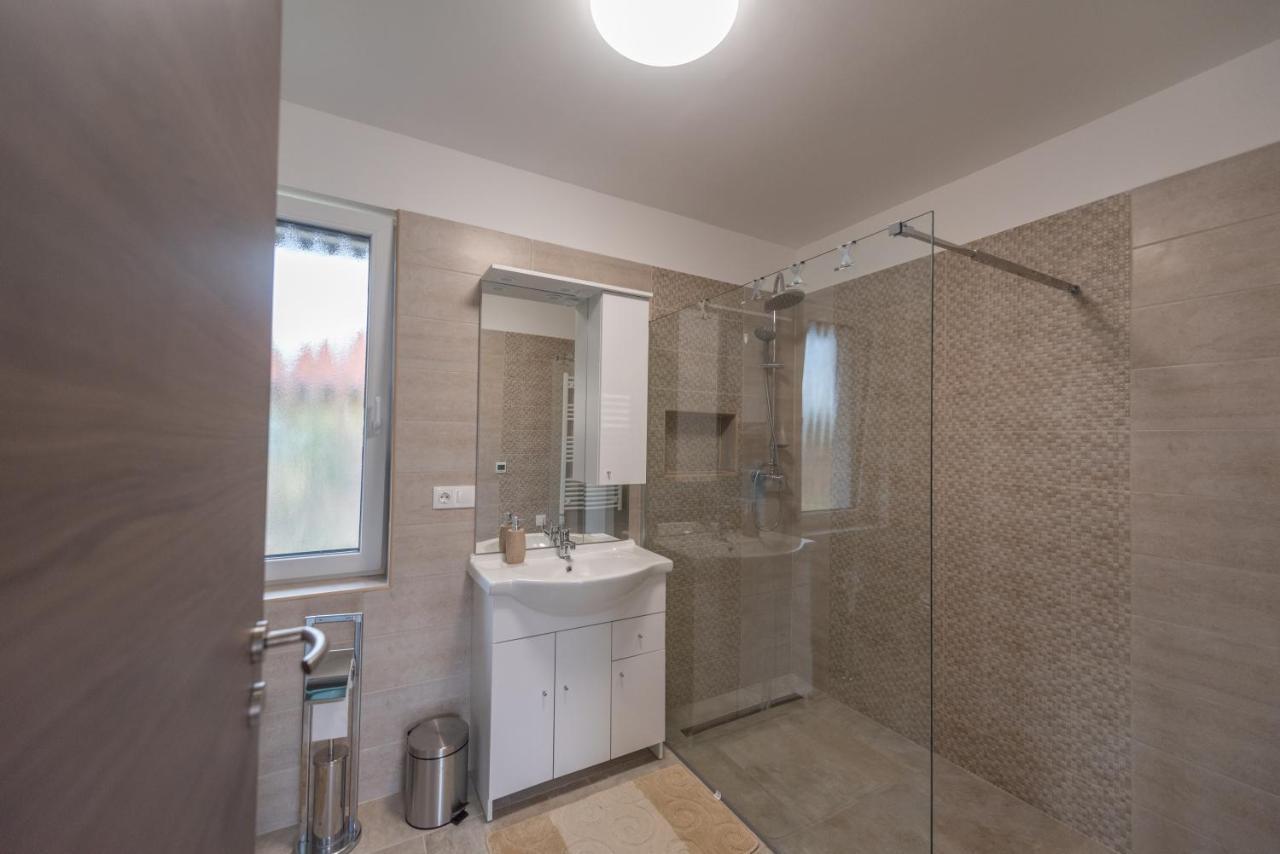 Bridgiet Home Apartman تشيرستوموي المظهر الخارجي الصورة