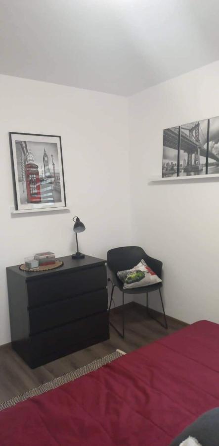 Bridgiet Home Apartman تشيرستوموي المظهر الخارجي الصورة